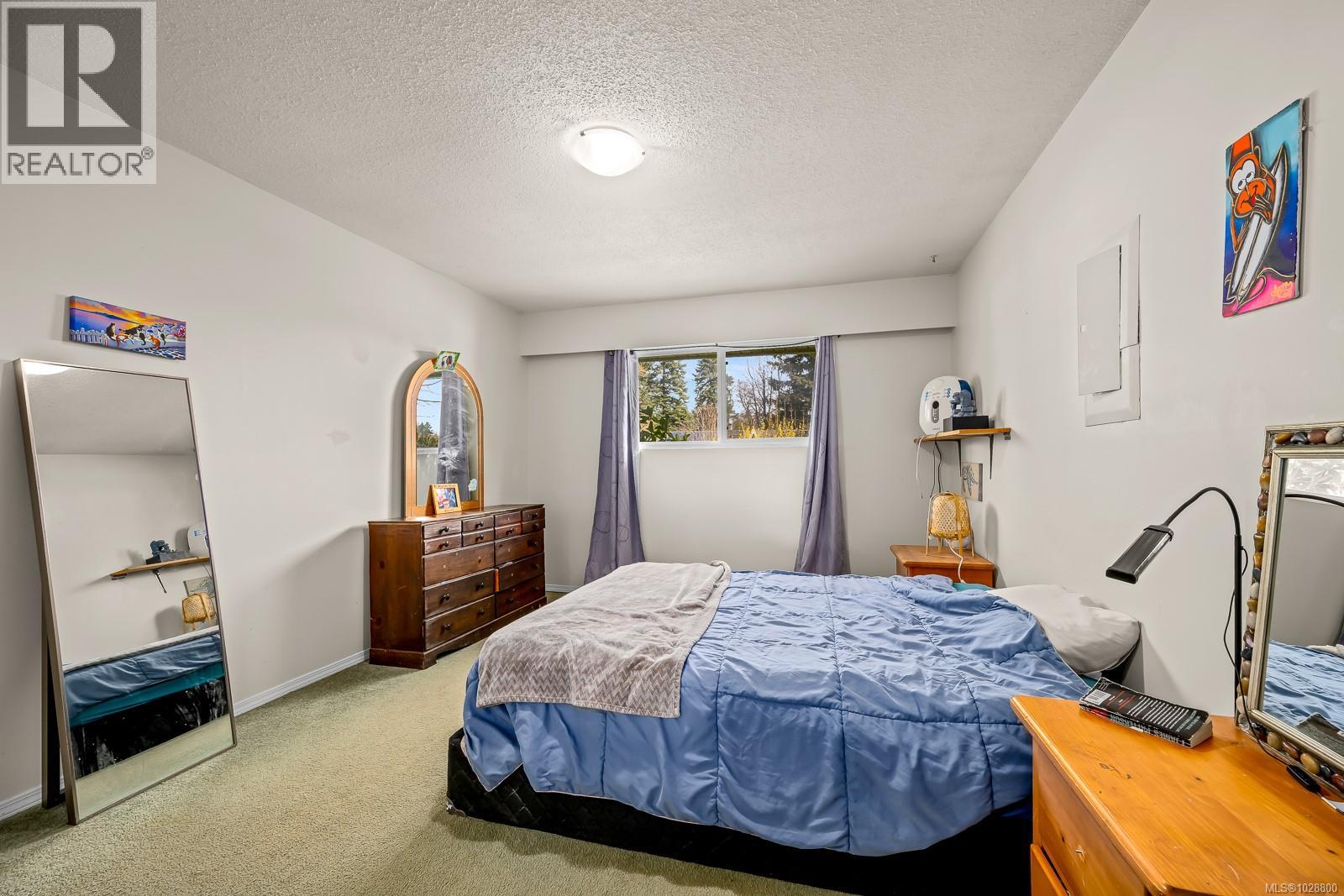 533 Salish St - 29