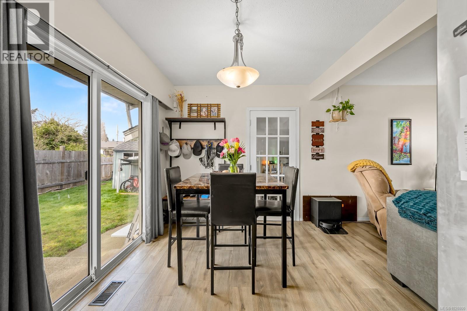 533 Salish St - 20