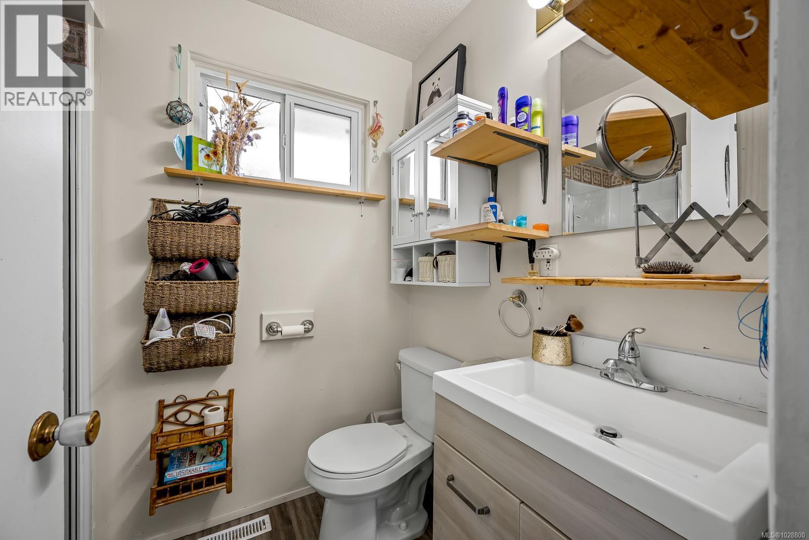 533 Salish St - 30