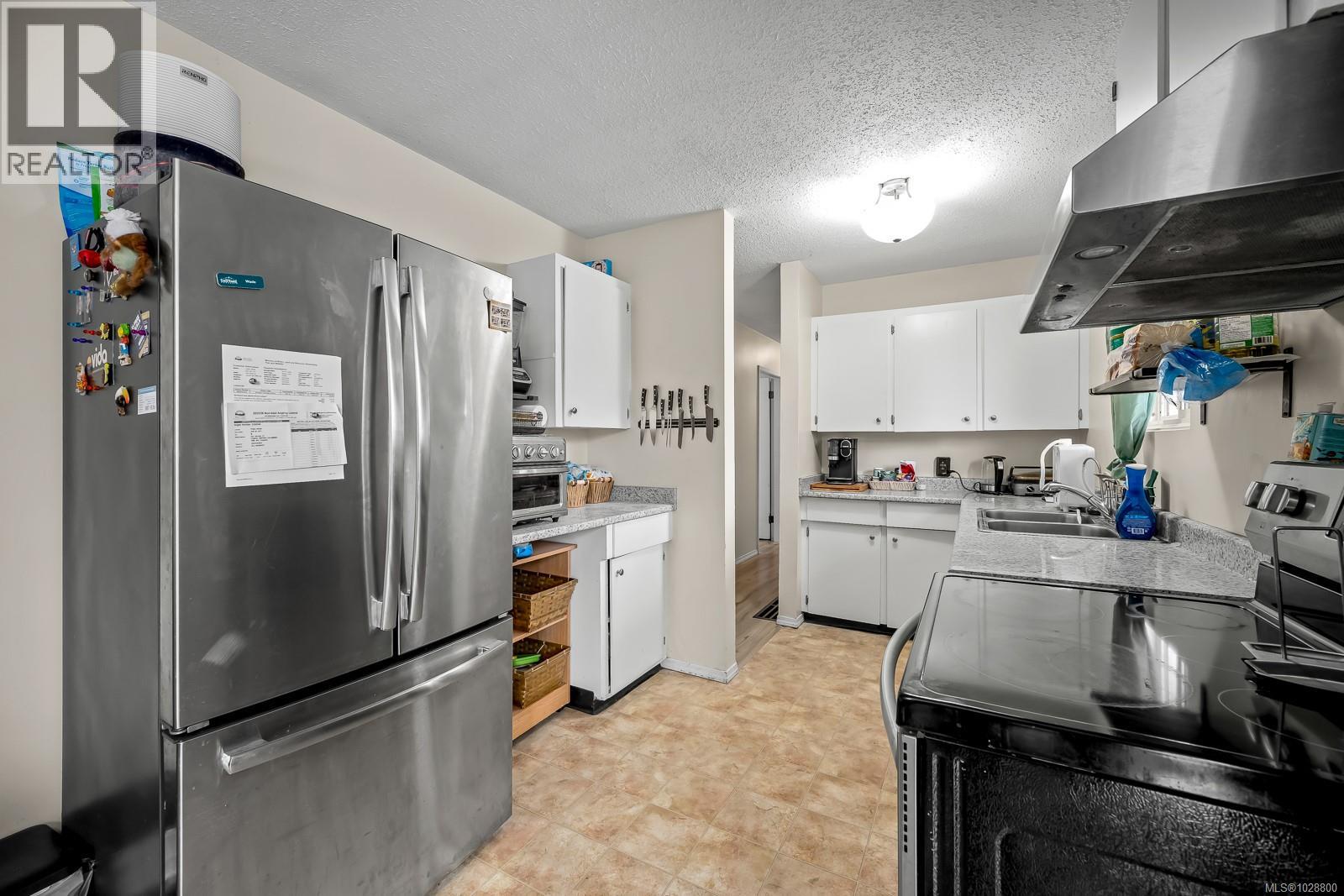 533 Salish St - 22