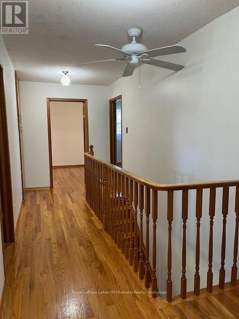 96 520 HIGHWAY W - 18