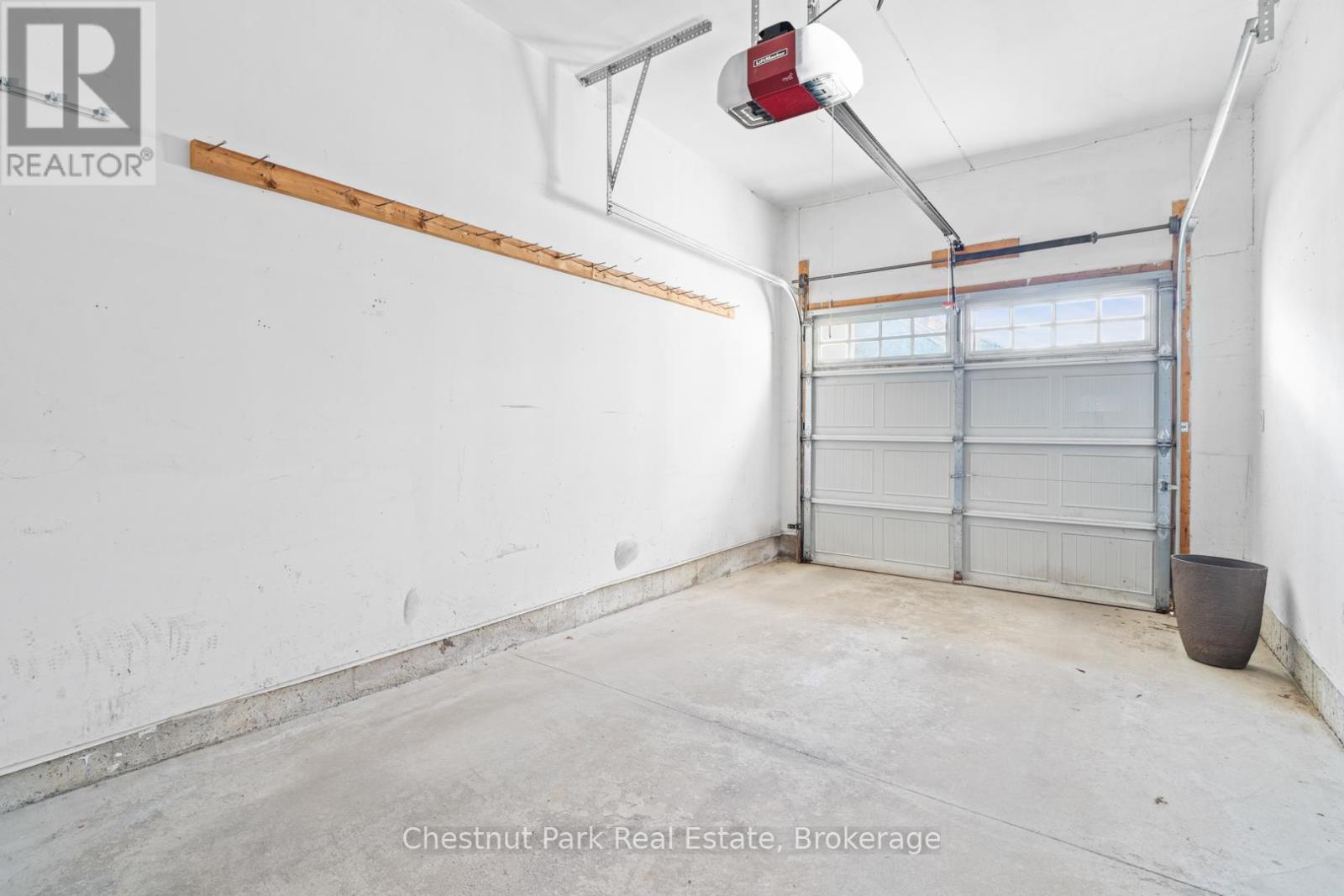 23 SPENCER STREET - 27