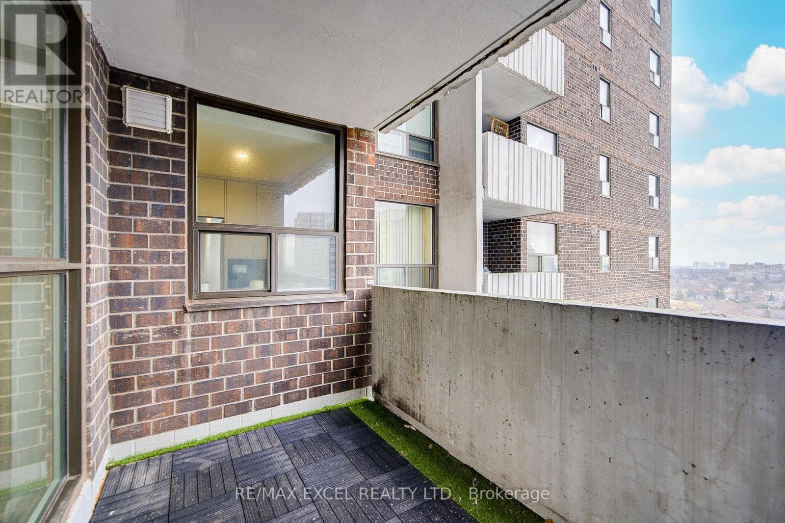 #1801 5 OLD SHEPPARD AVENUE - 34