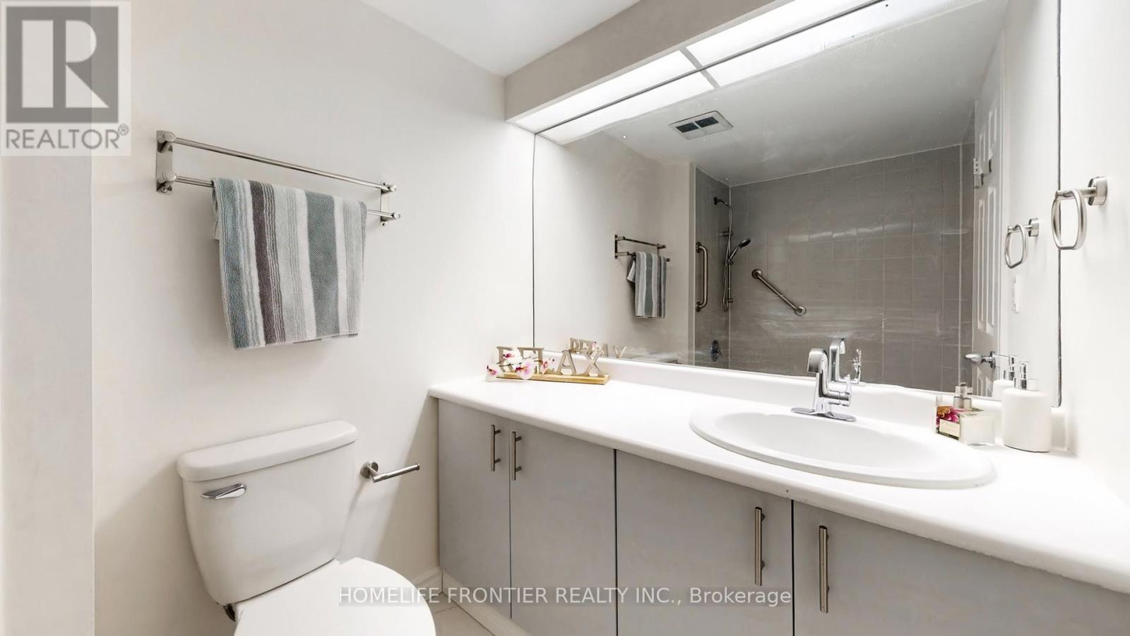 #306 9 CHALMERS ROAD - 13