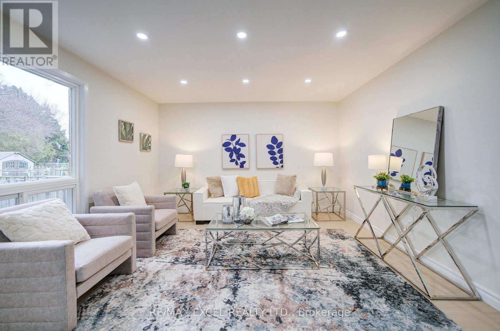 23 TANGMERE CRESCENT