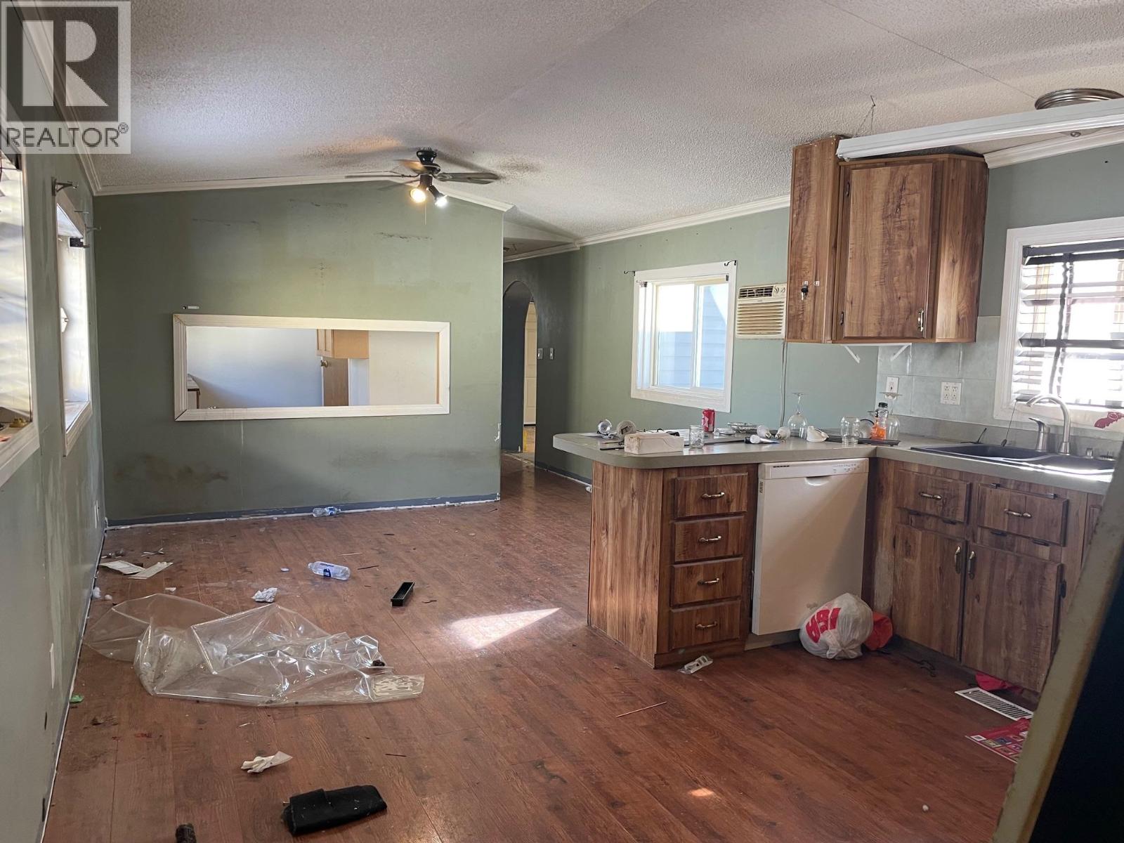 5244 44 STREET, Fort Nelson