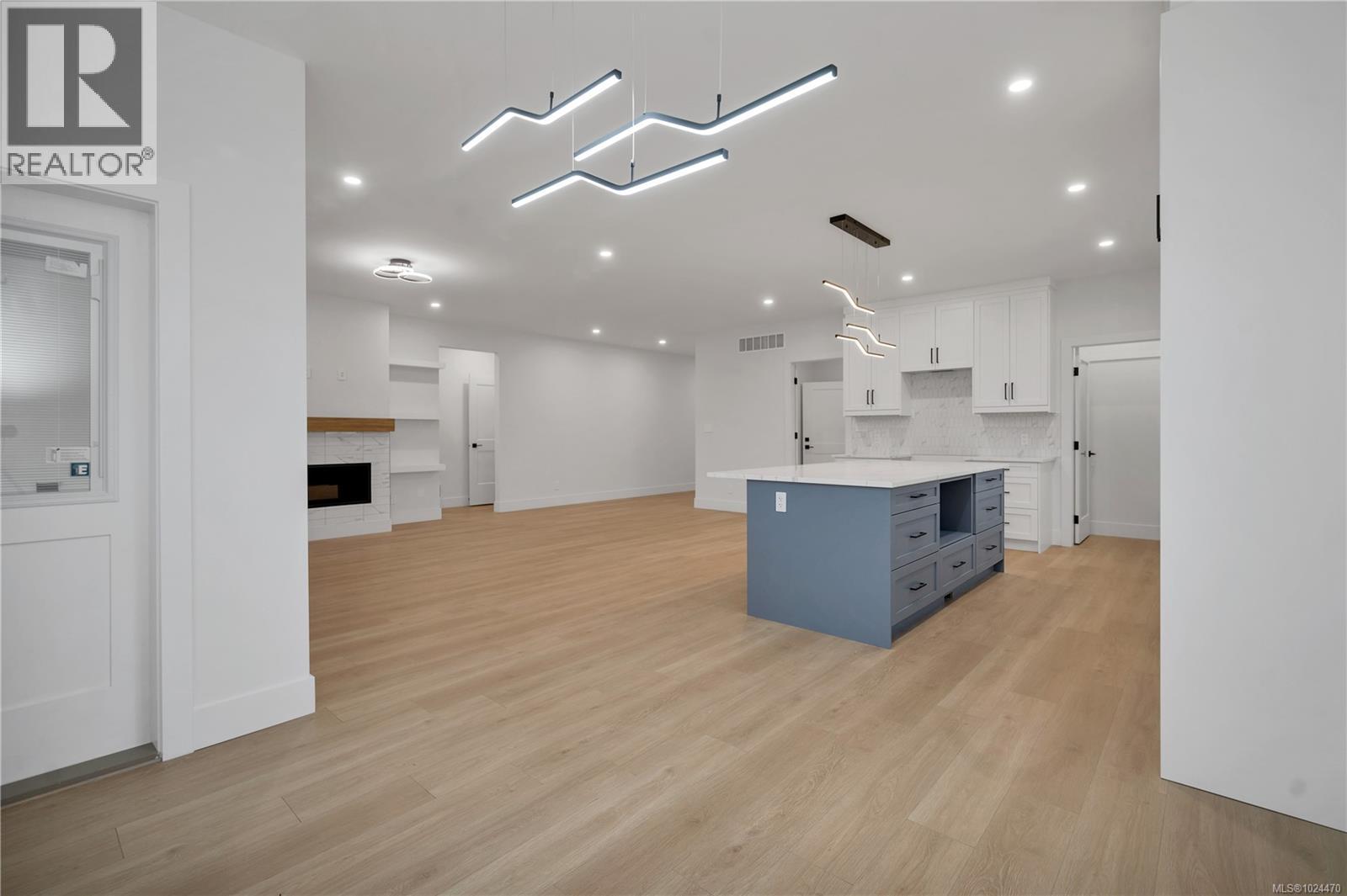 713 BEAVER CREEK BLVD - 12