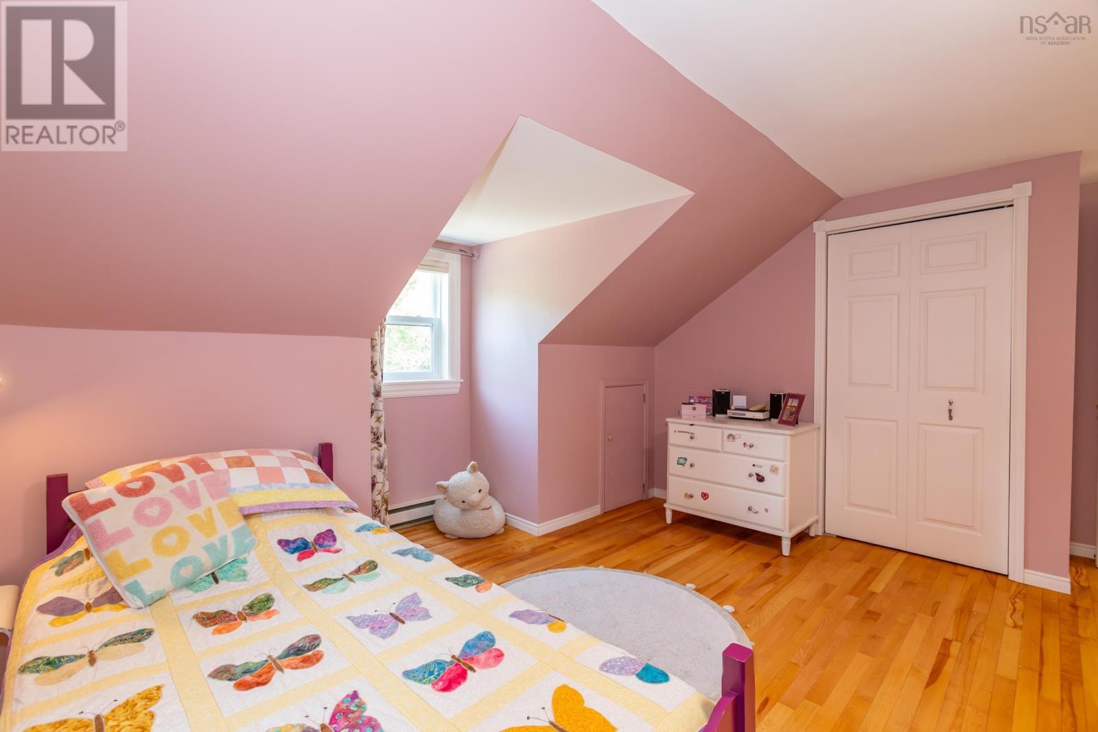 Property 32 of 50 of 40 North Street