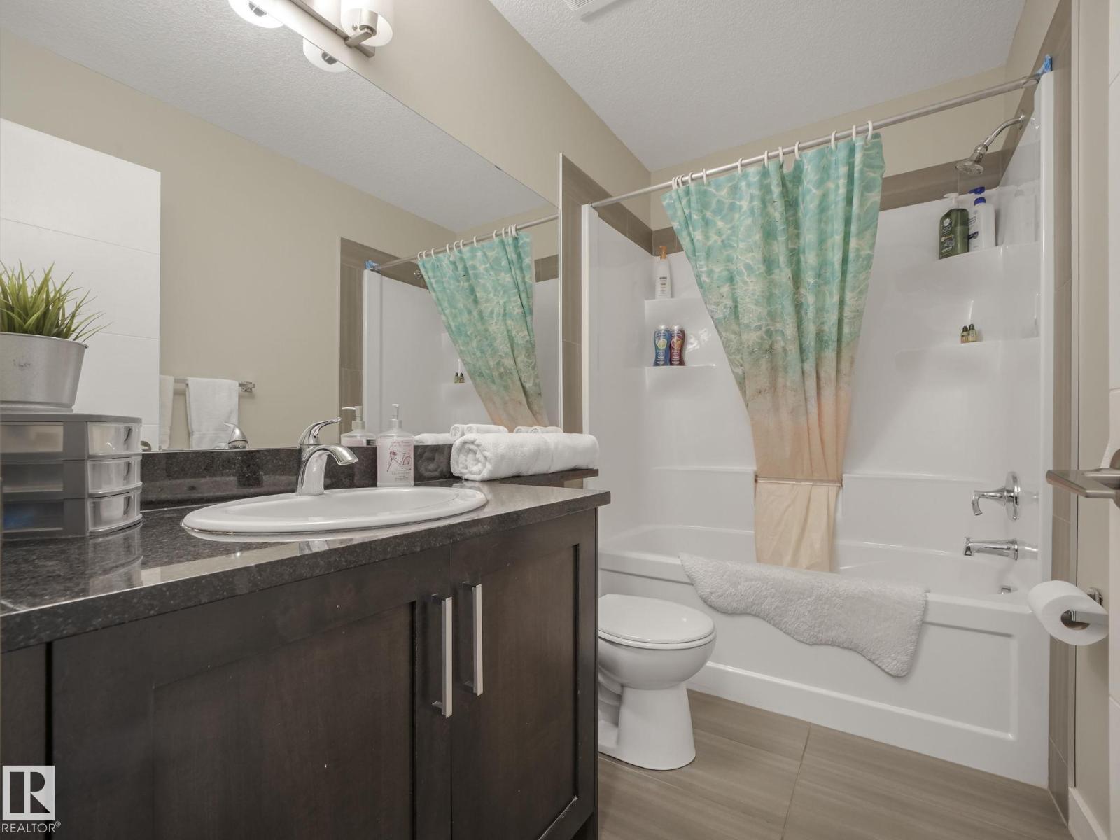 #124 2560 PEGASUS BV NW, Edmonton