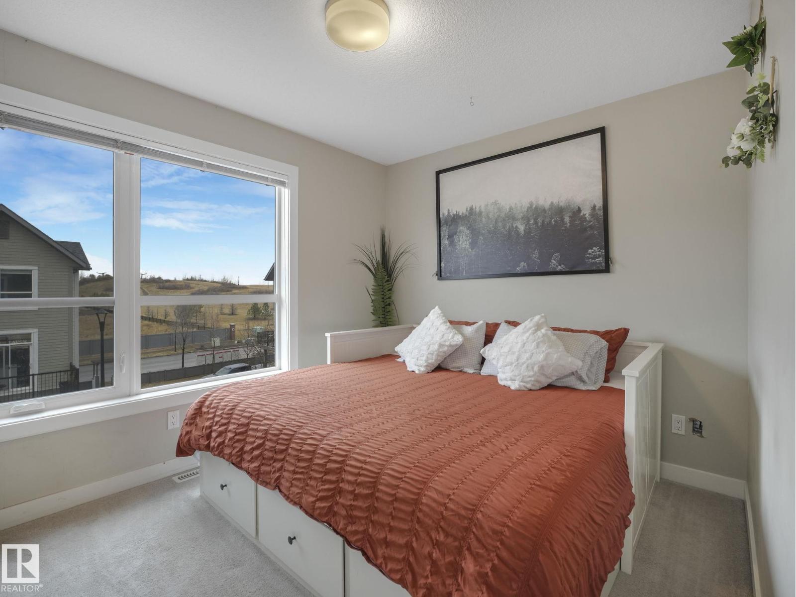 #124 2560 PEGASUS BV NW, Edmonton