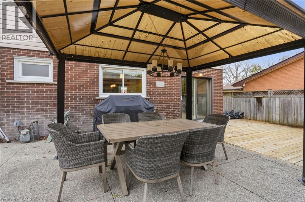 65 ROLSTON Drive - 40