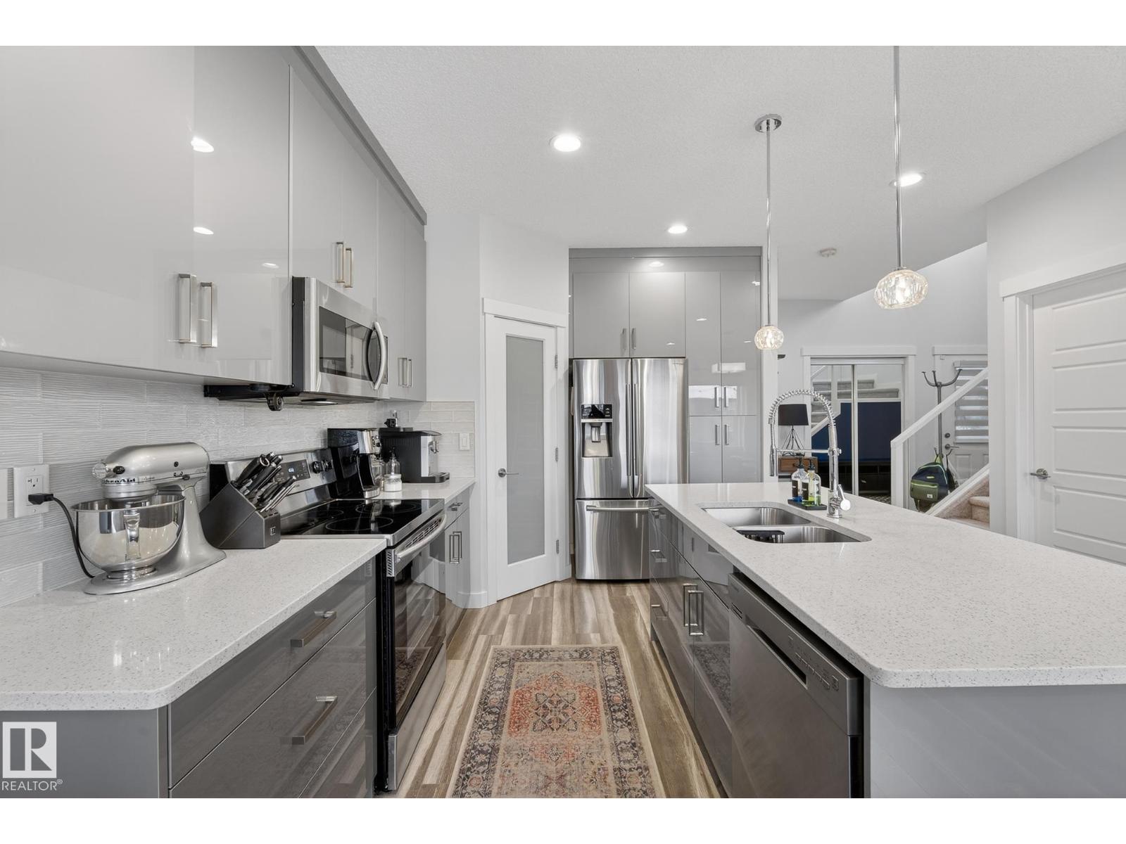 
          17727 13 AV SW
            <br/>
            <span>Edmonton</span>
            , 
            <span>AB</span>
             <span>T6W2J7</span>
         - Photo 13