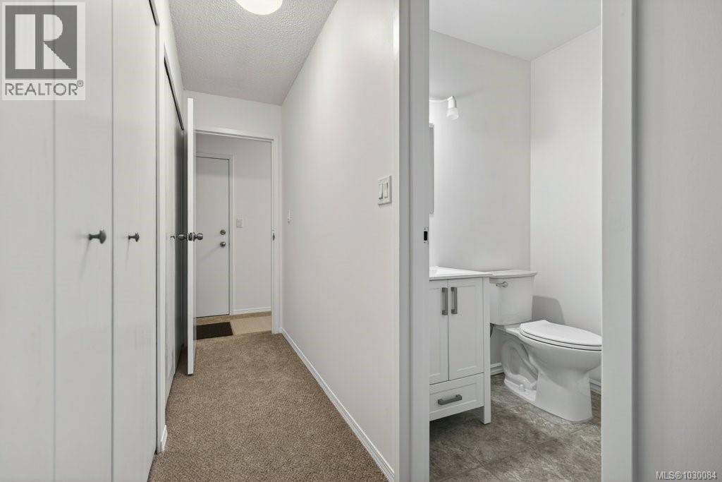 #312 585 DOGWOOD ST S - 25