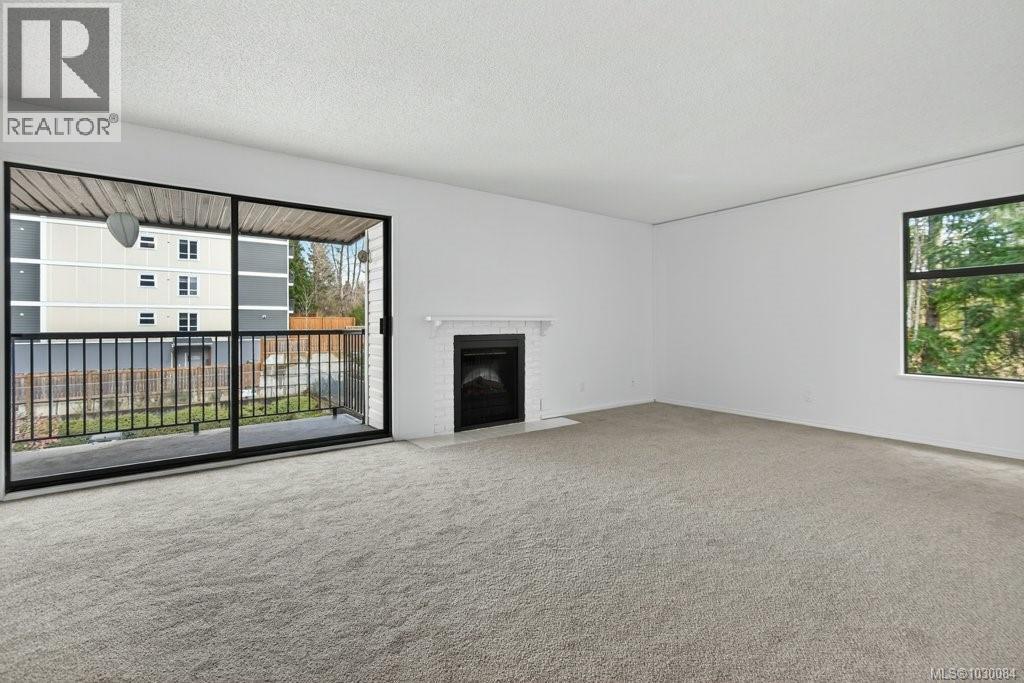 #312 585 DOGWOOD ST S - 4