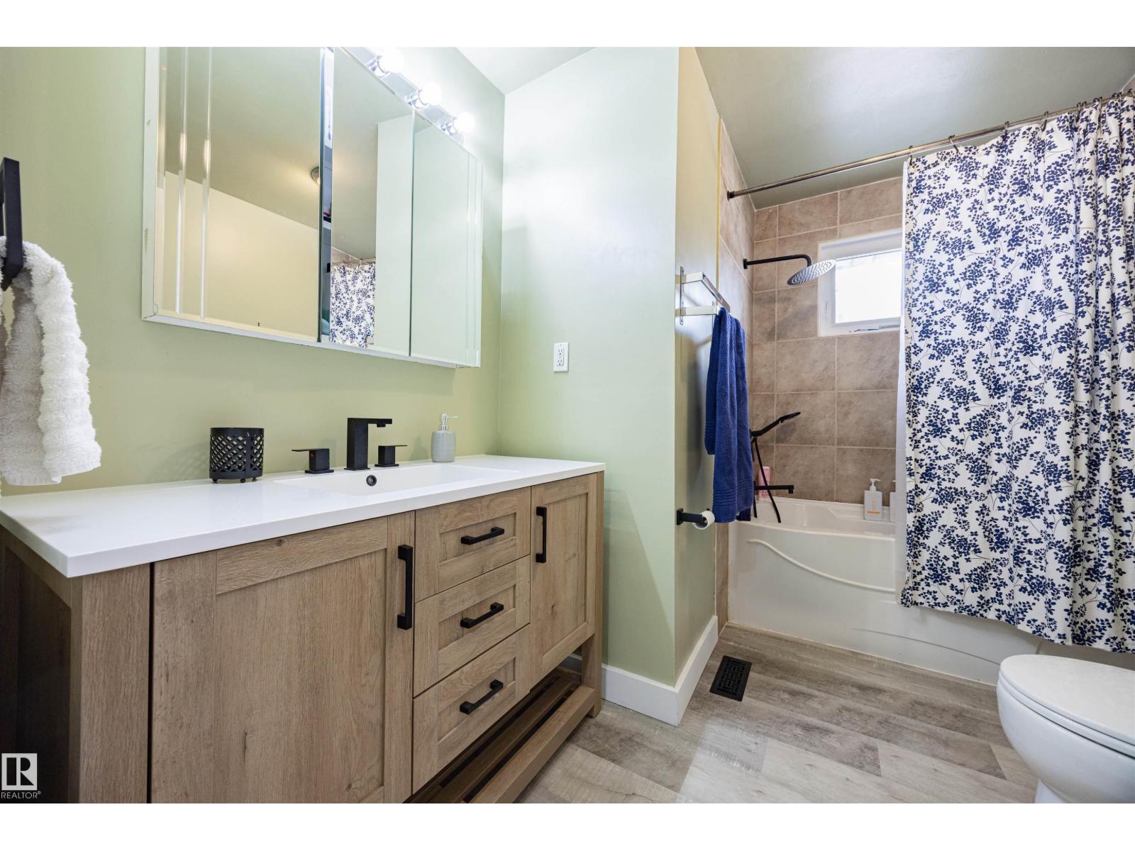 12253 95A ST NW, Edmonton