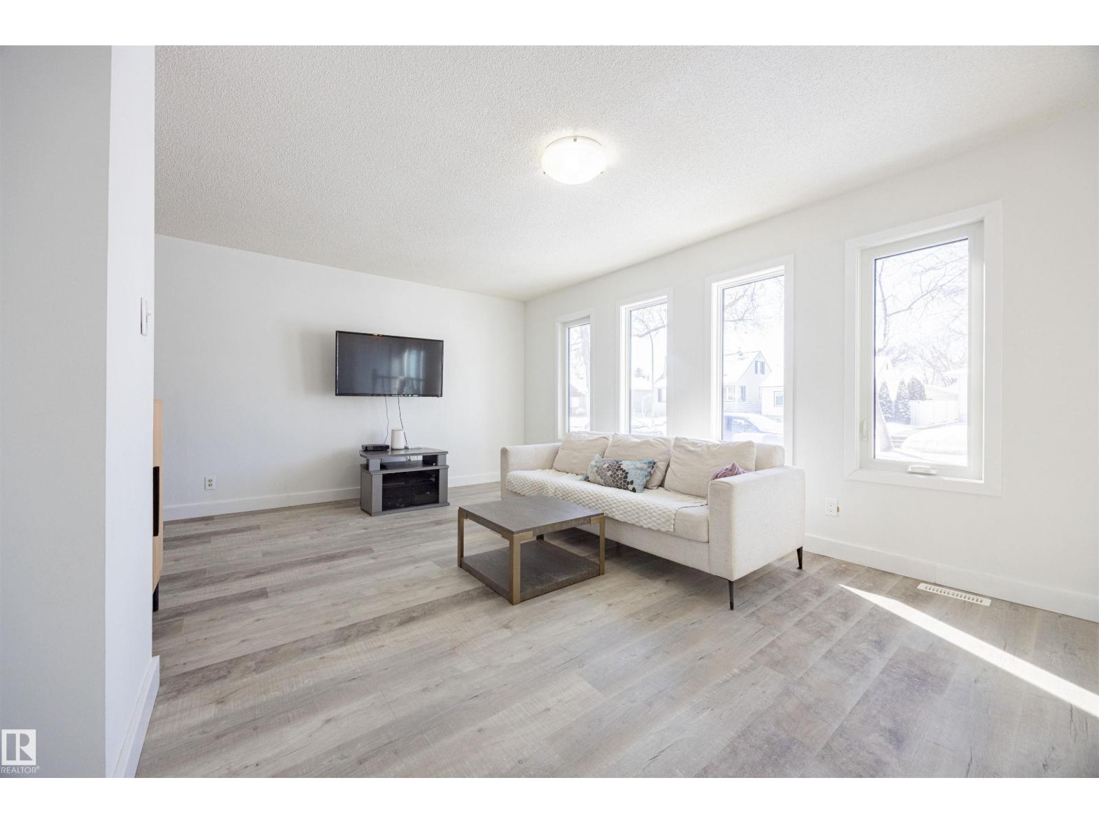 12253 95A ST NW, Edmonton