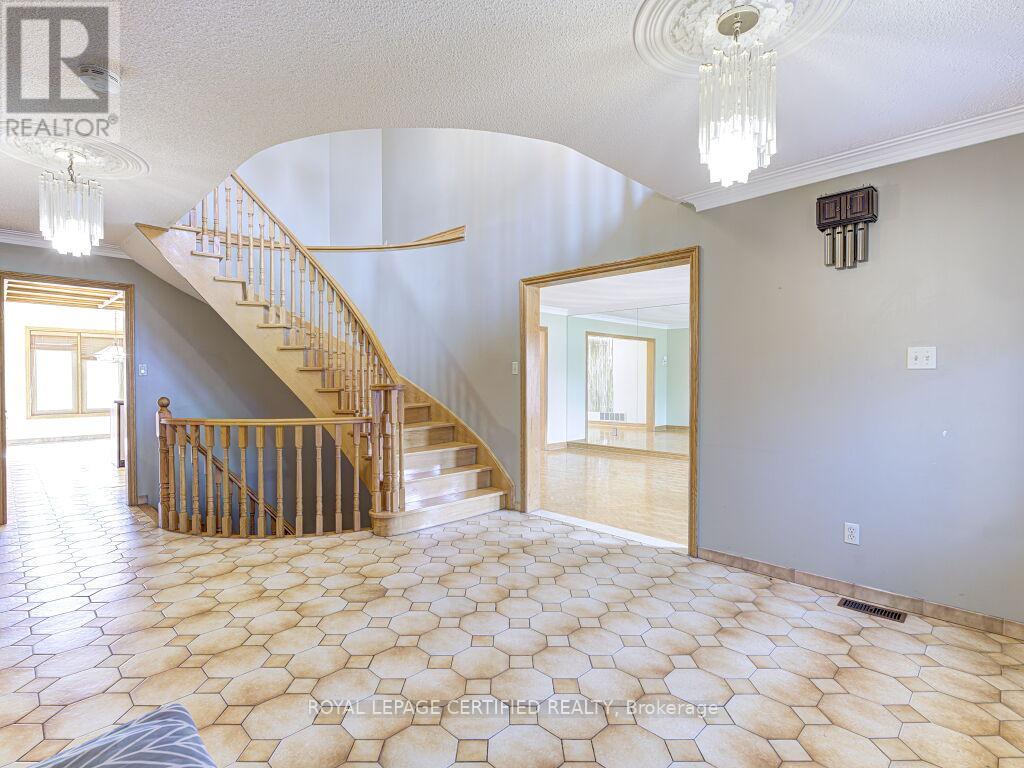 4261 CAPILANO COURT - 5