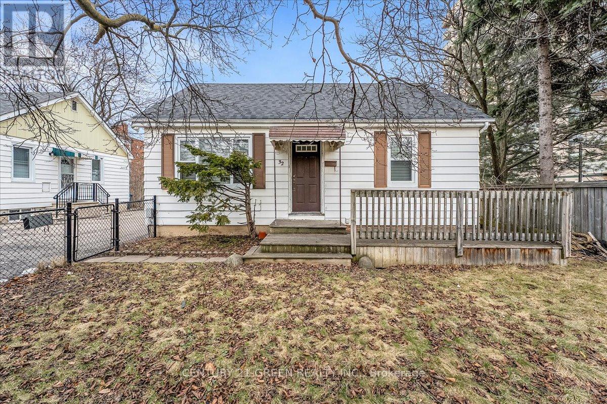 32 BEECH STREET - 1