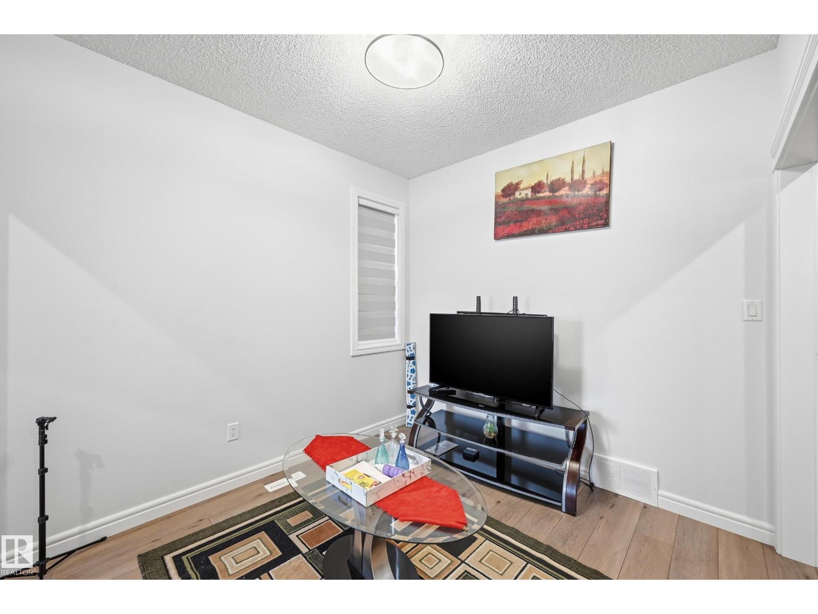 4820 175 AV NW NW - 3