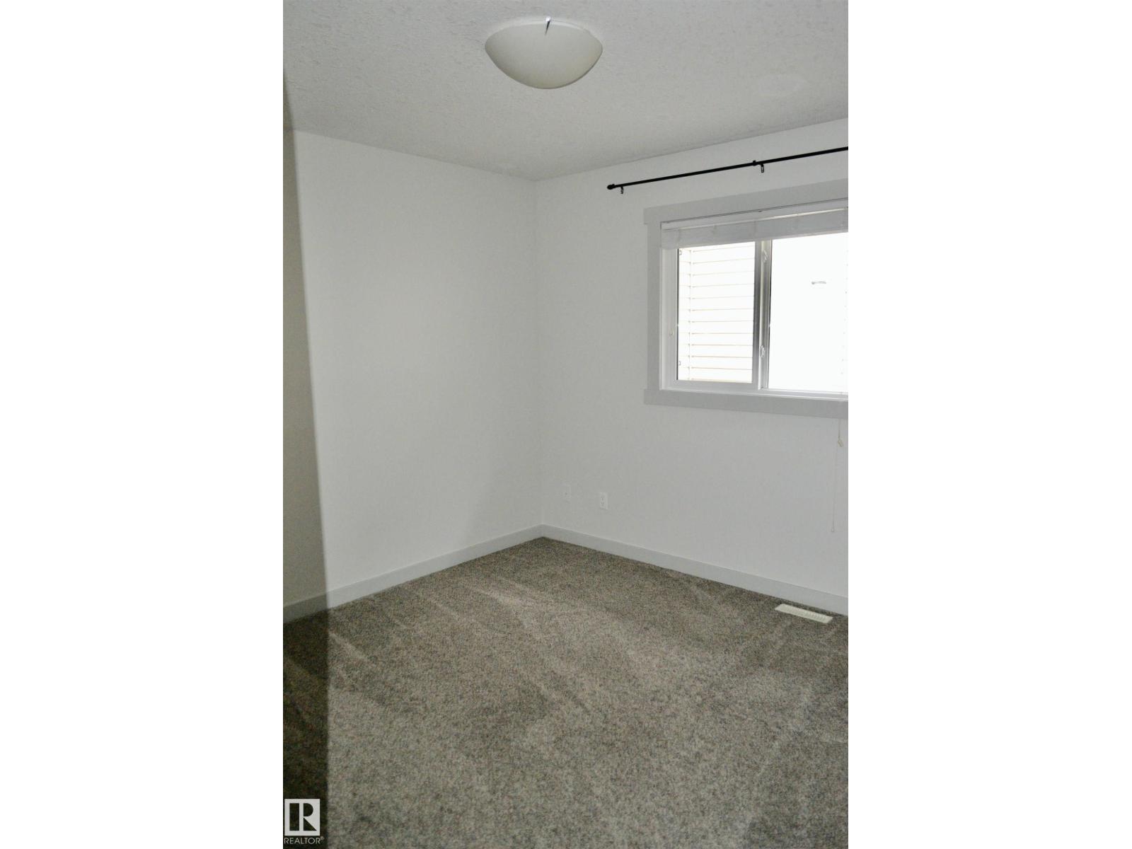 8950 81 AV NW, Edmonton