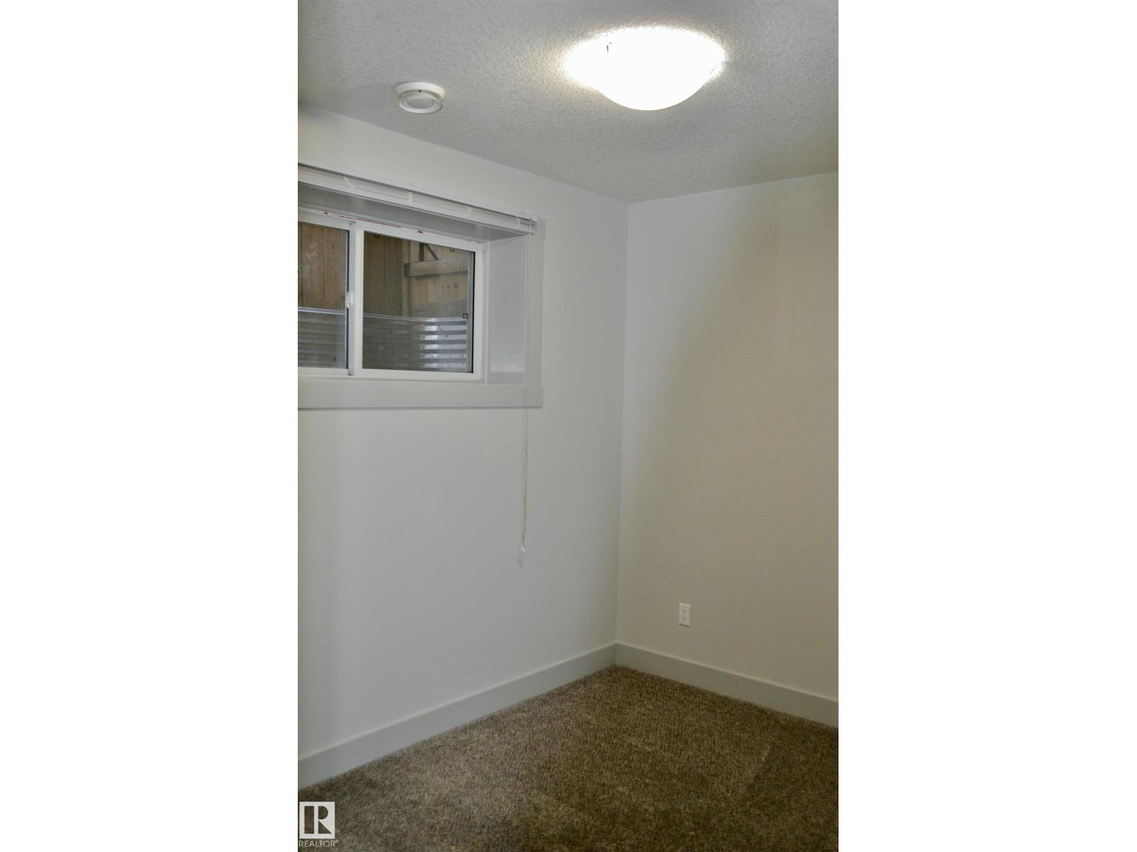 8950 81 AV NW, Edmonton