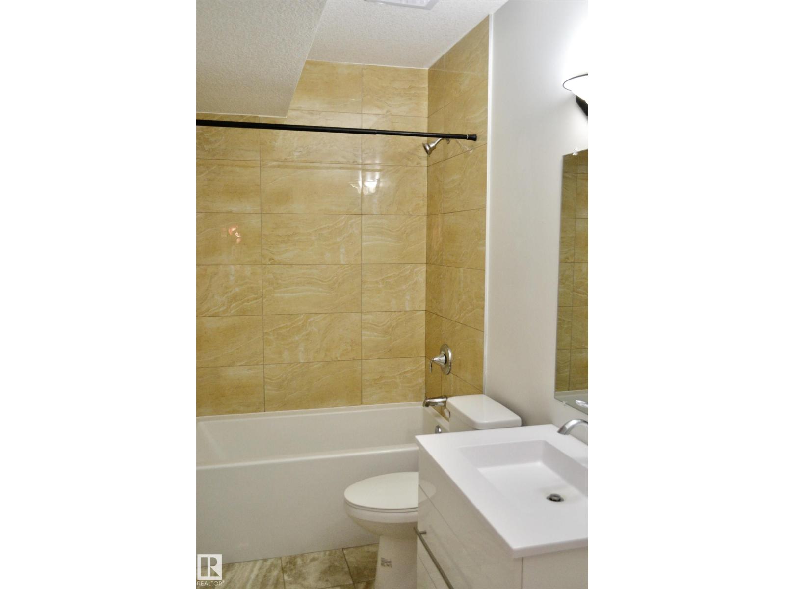 8950 81 AV NW, Edmonton