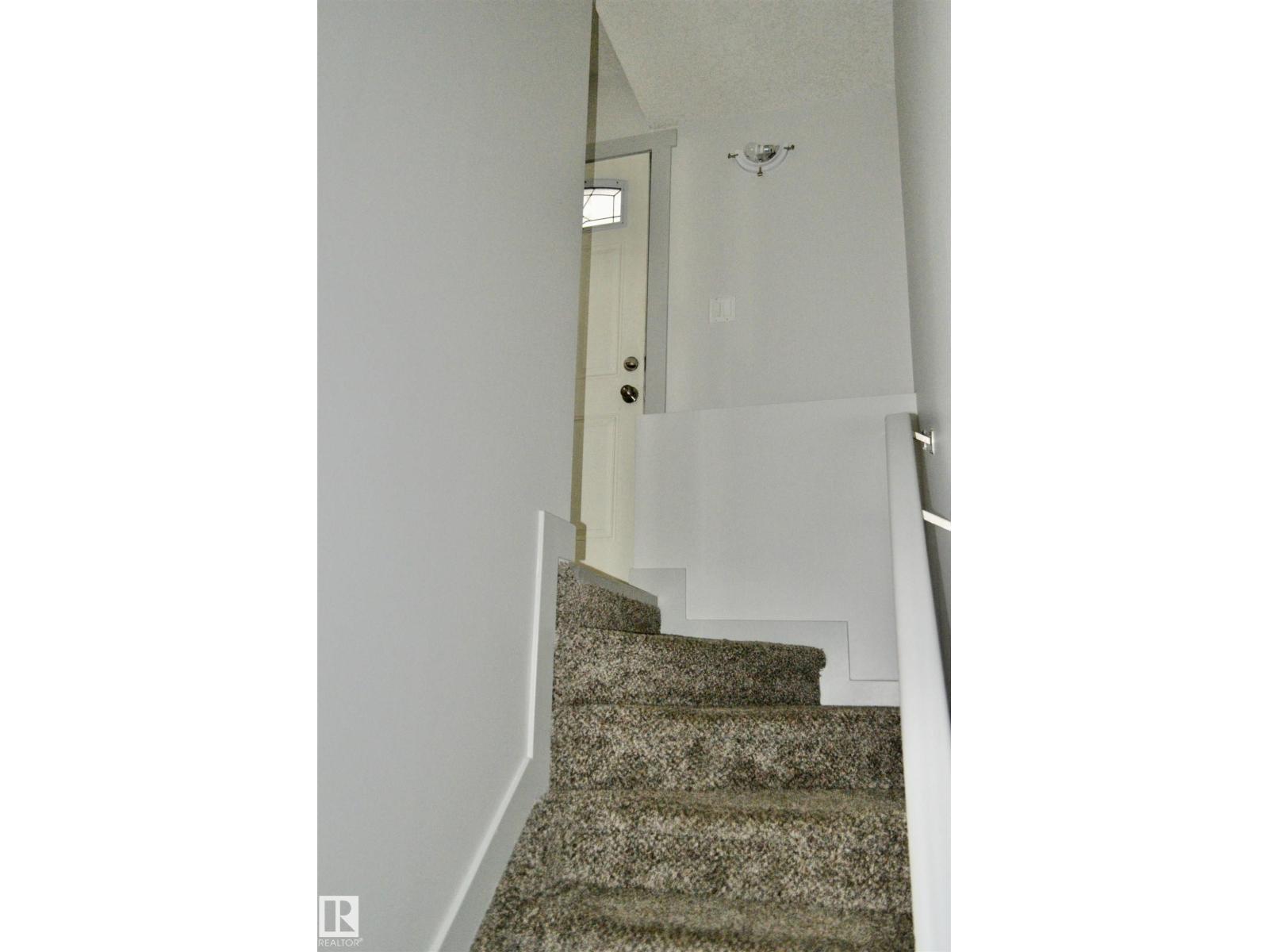 8950 81 AV NW, Edmonton