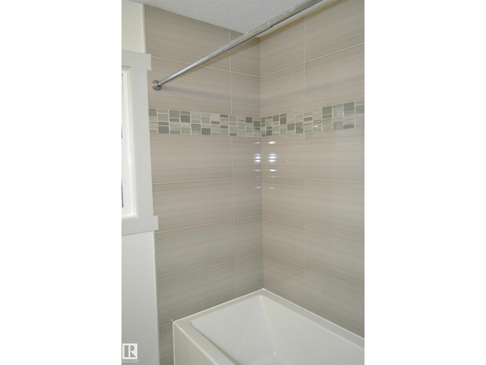 8950 81 AV NW, Edmonton