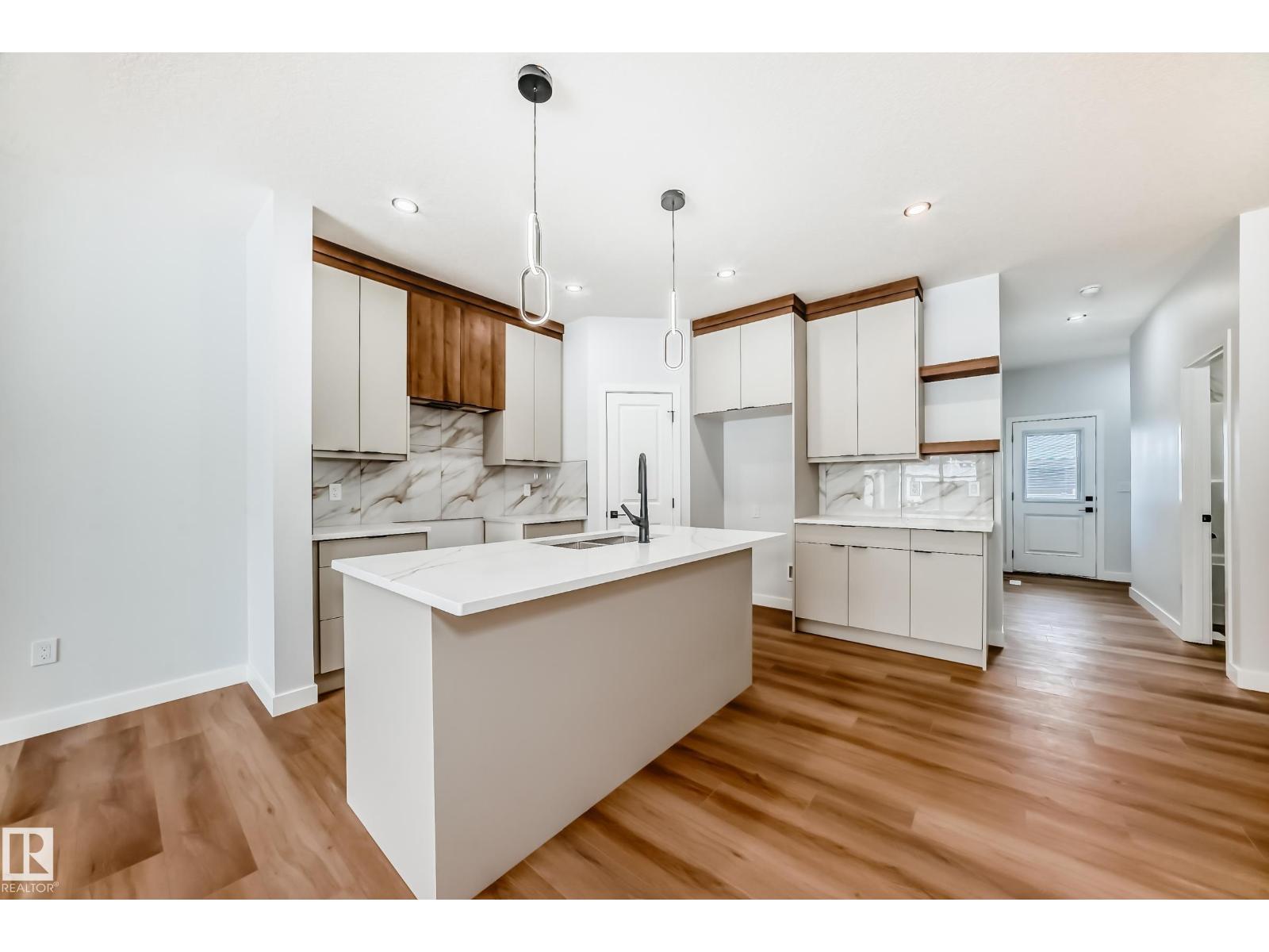 26 WESTWYCK LI - 5