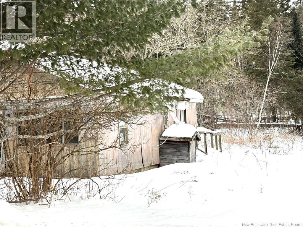 132 Taxis River Road — photo 3