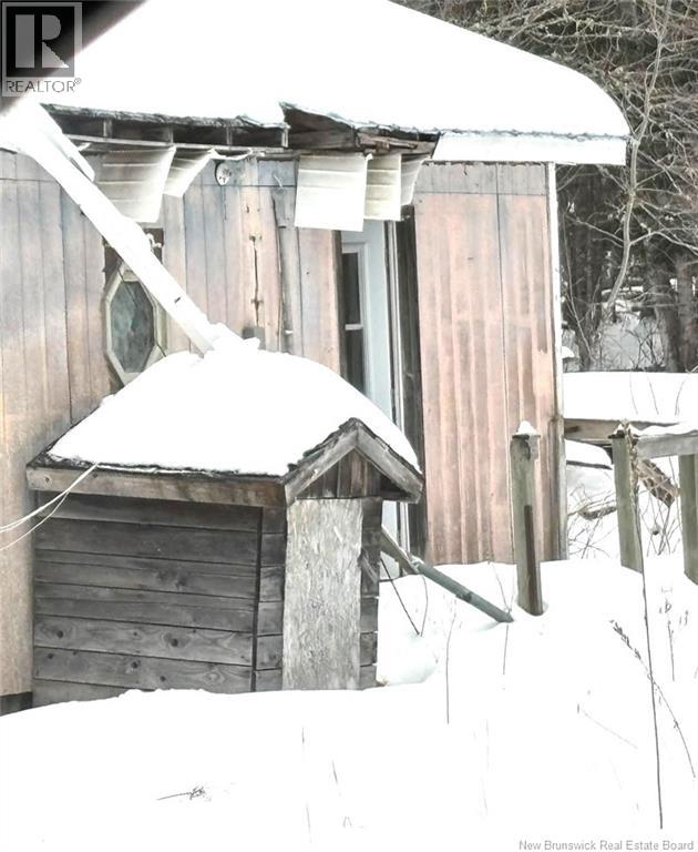 132 Taxis River Road — photo 4