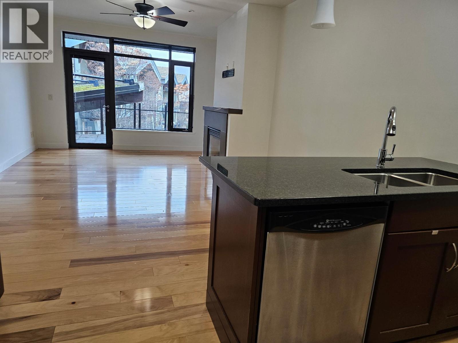 201 600 Sarsons Road, Kelowna