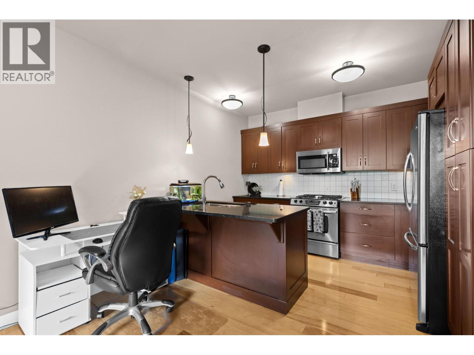 201 600 Sarsons Road, Kelowna