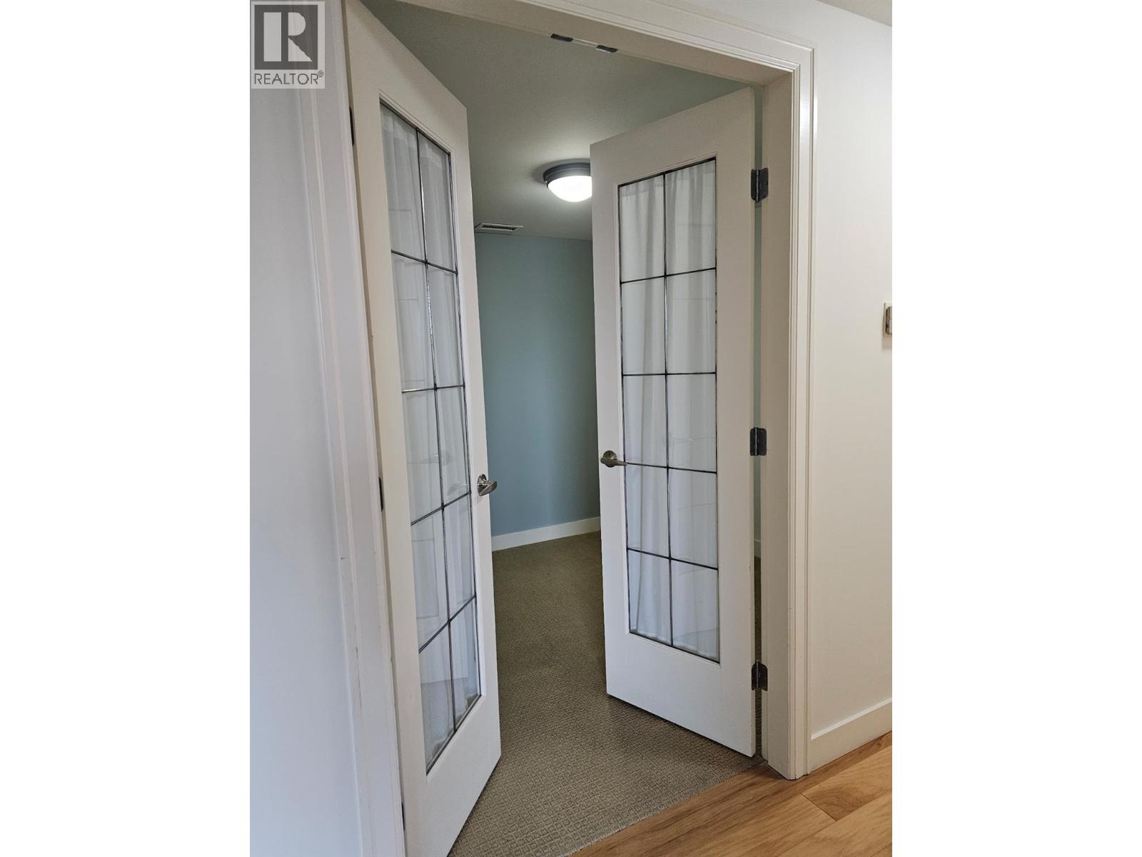#201 600 Sarsons Road - 30