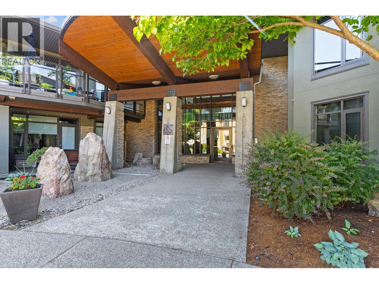#201 600 Sarsons Road - 55