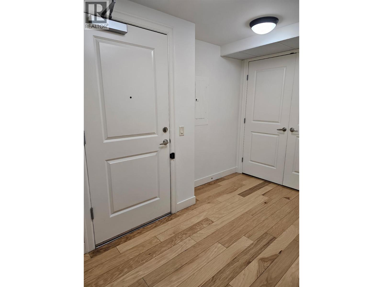 201 600 Sarsons Road, Kelowna