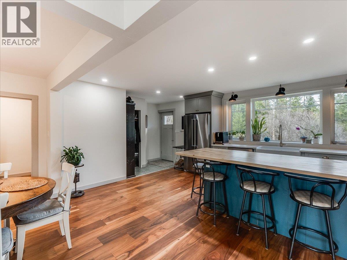  6024 Hutchins Road, Taghum