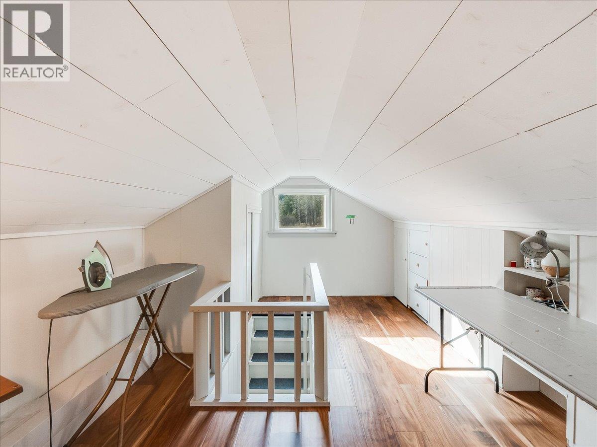  6024 Hutchins Road, Taghum