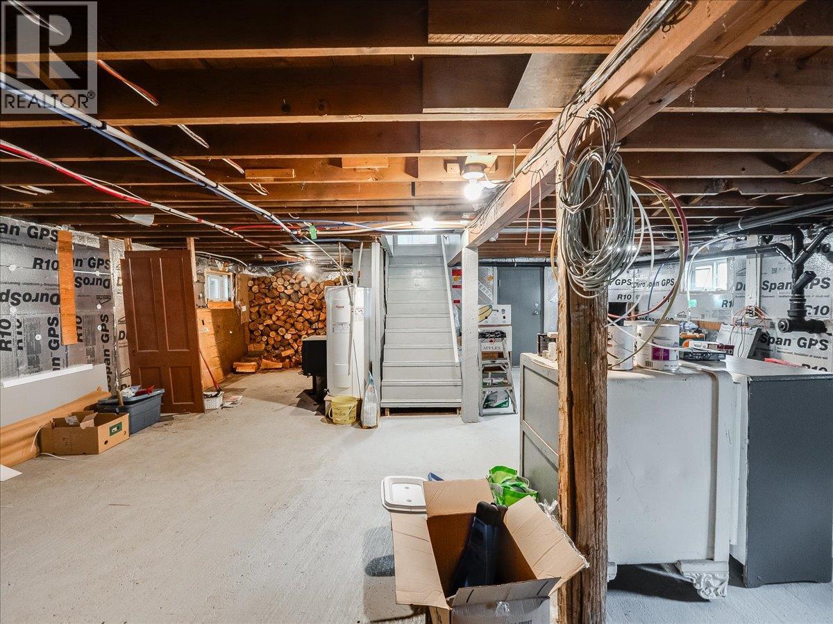  6024 Hutchins Road, Taghum