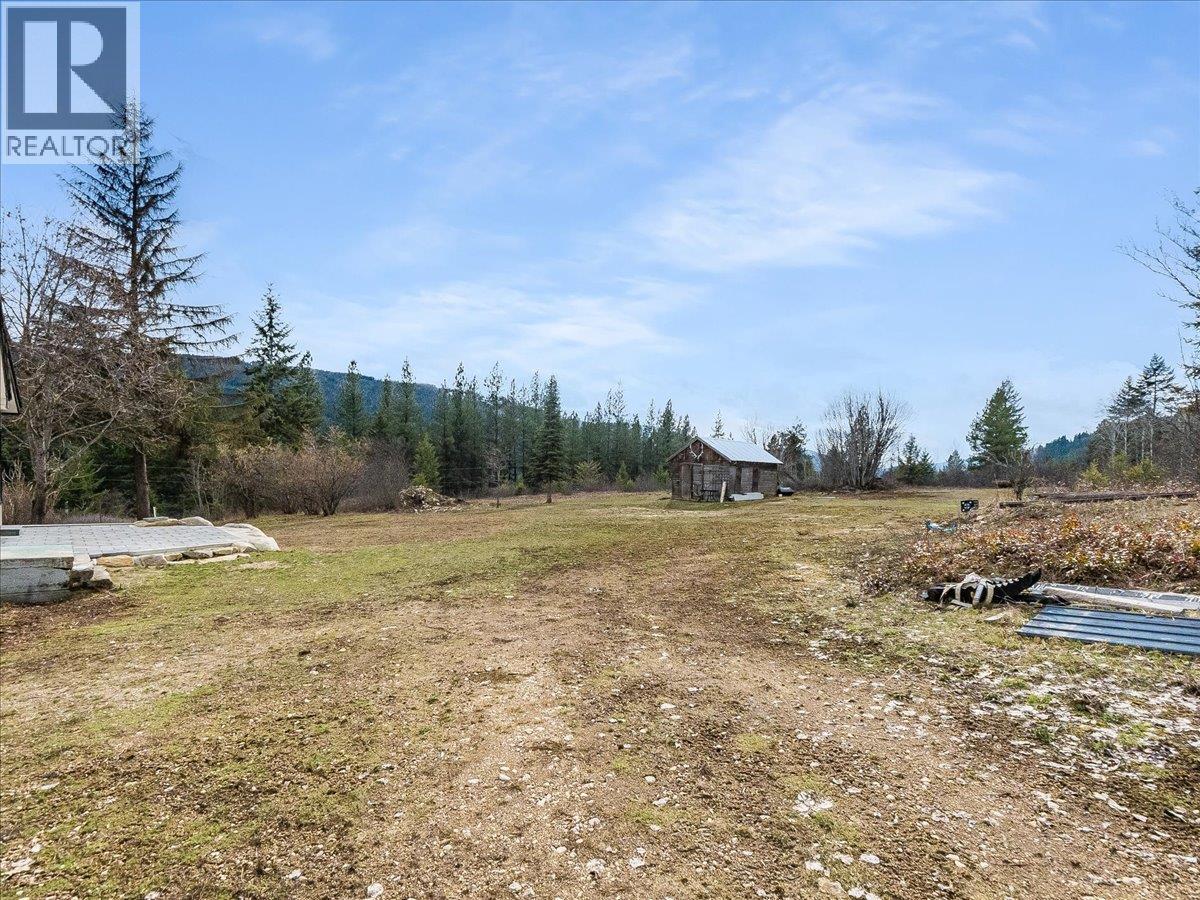  6024 Hutchins Road, Taghum