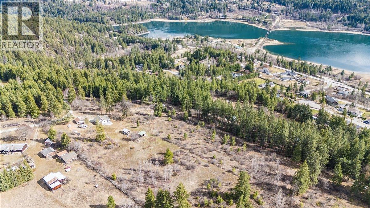  6024 Hutchins Road, Taghum