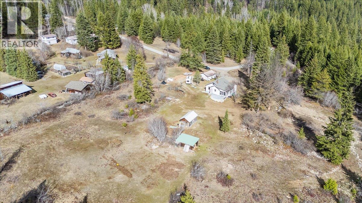  6024 Hutchins Road, Taghum