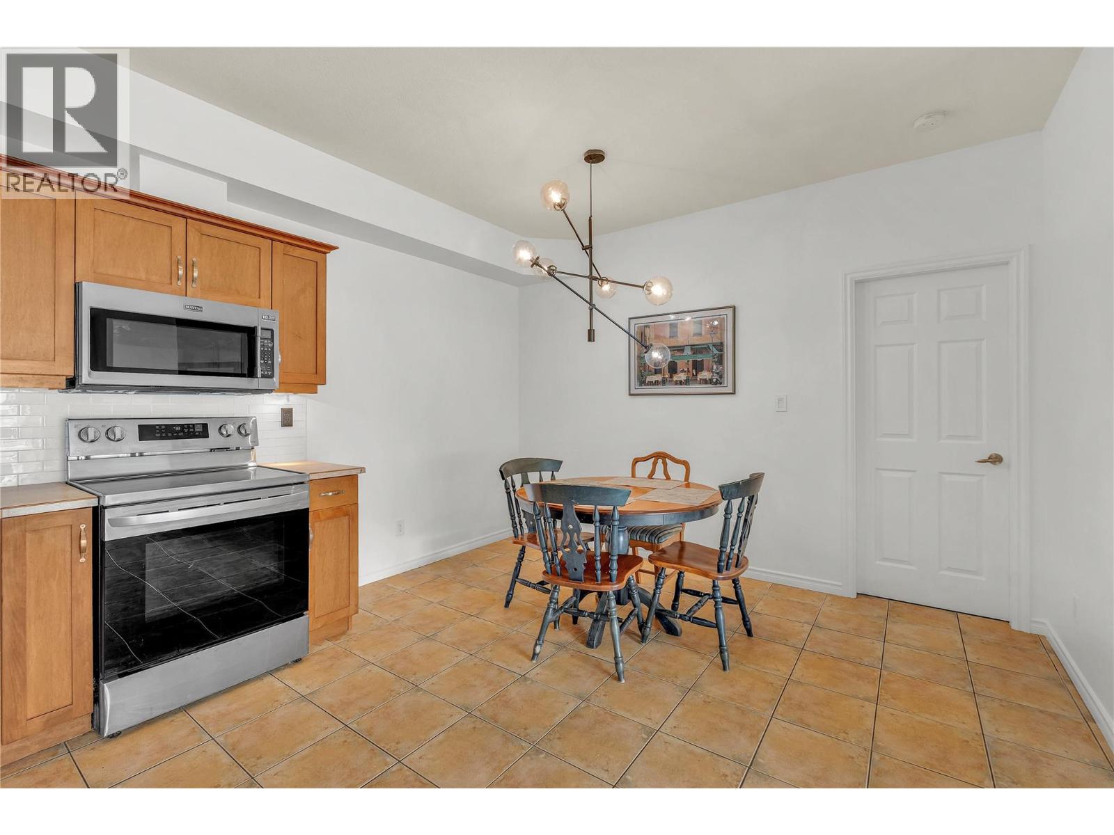 196 Wade Avenue W Unit# 306, Penticton