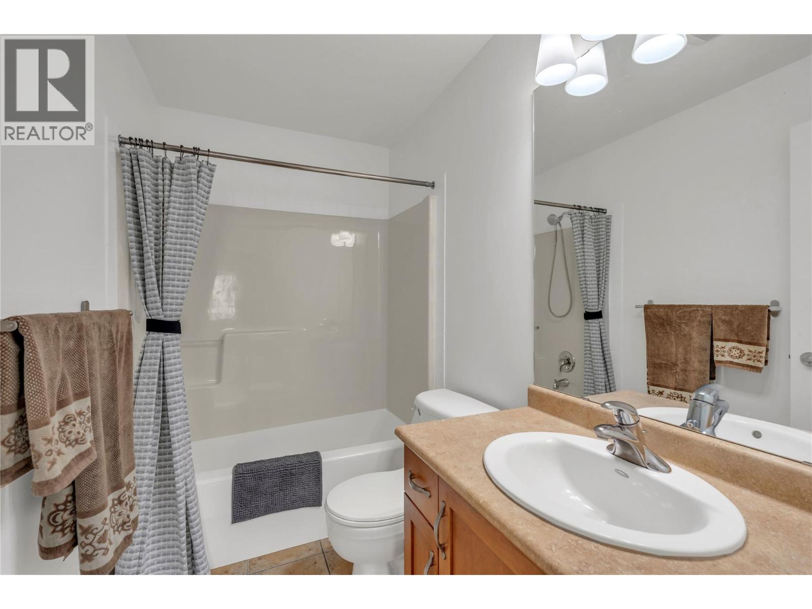 196 Wade Avenue W Unit# 306, Penticton