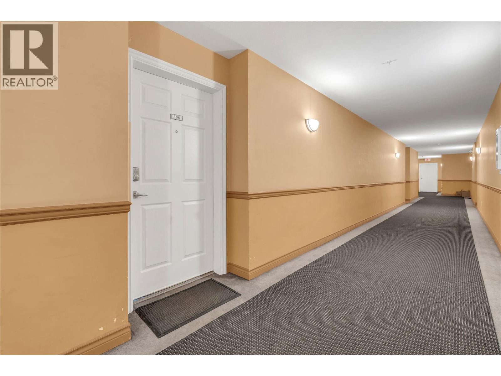 196 Wade Avenue W Unit# 306, Penticton
