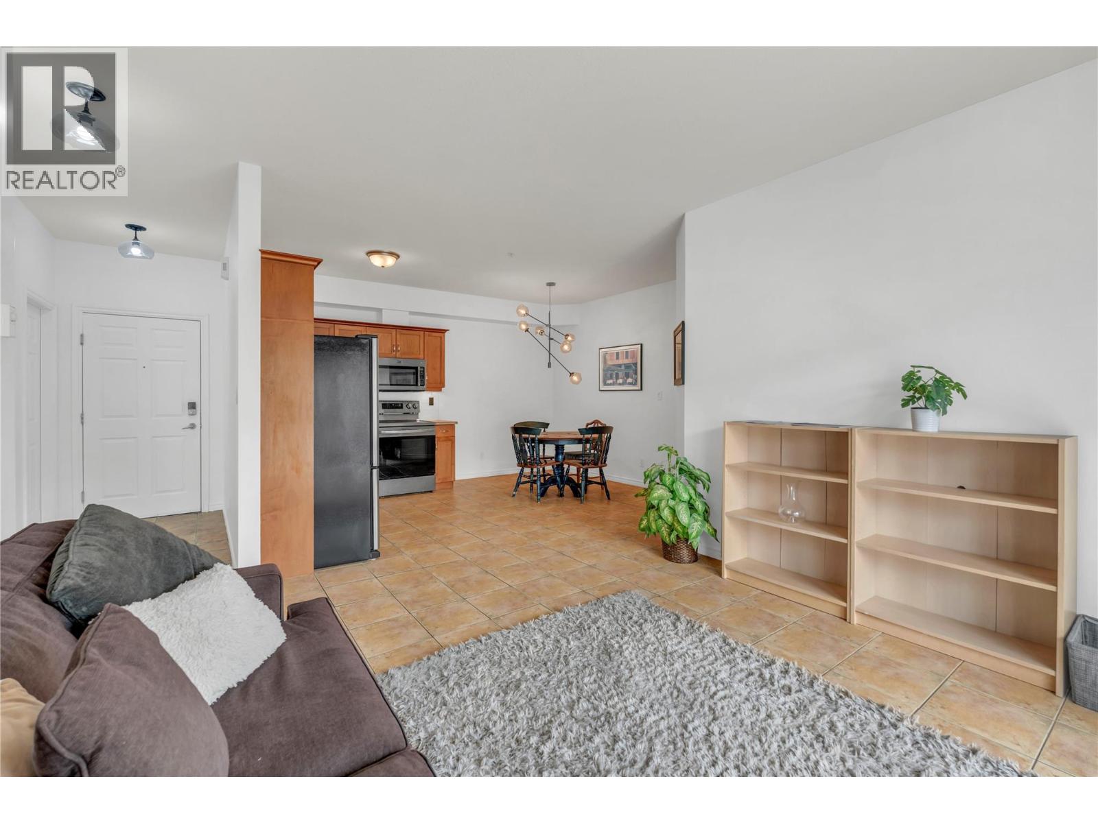 196 Wade Avenue W Unit# 306, Penticton