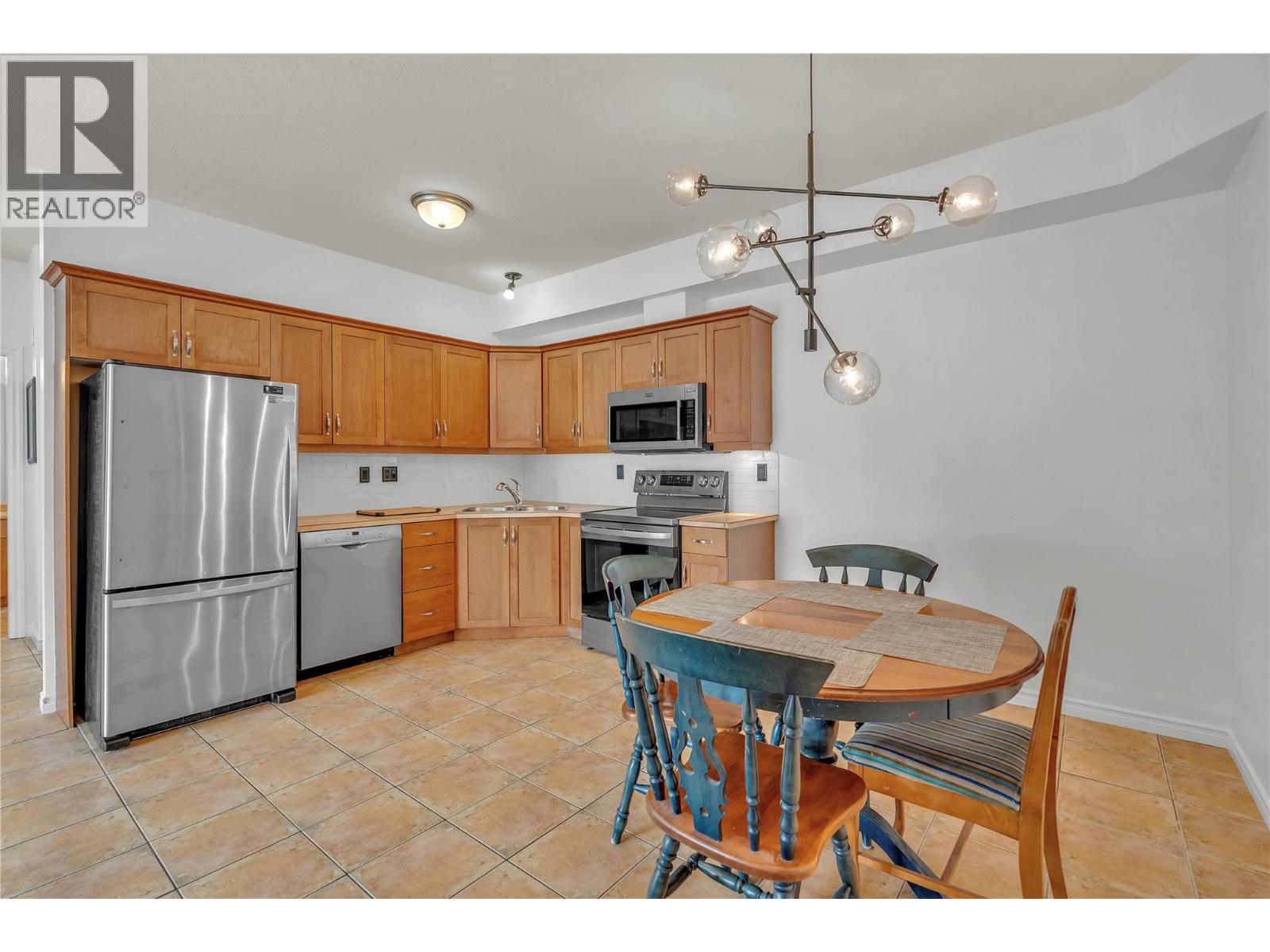 196 Wade Avenue W Unit# 306, Penticton