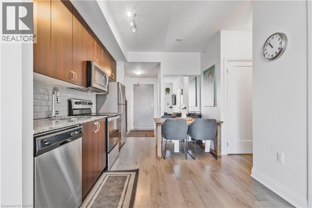 3220 SHEPPARD AVENUE E - 11