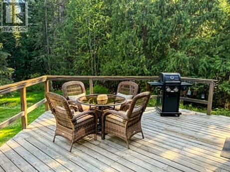 16317 Cedar Road, Crawford Bay