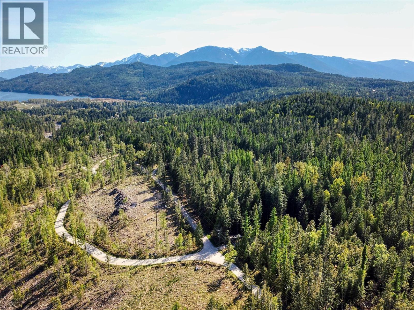 16317 Cedar Road, Crawford Bay